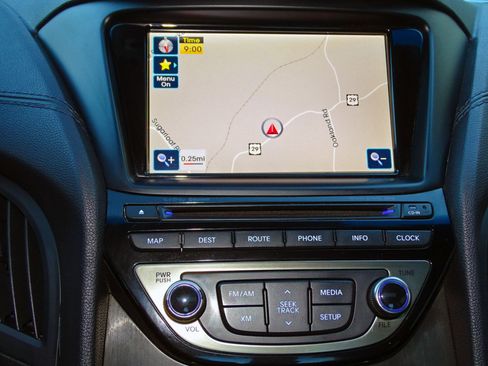 Used 2013 Hyundai Genesis 3.8 image 19