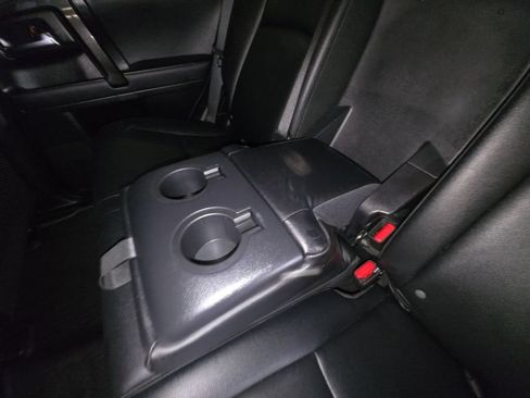 Used 2022 Toyota 4Runner TRD Off-Road Premium AWD/4WD image 28
