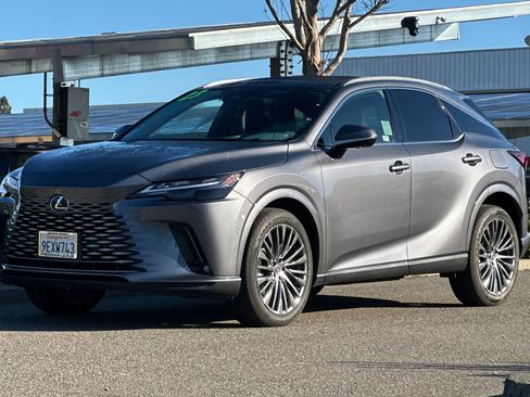 Used 2023 Lexus RX 350h image 8
