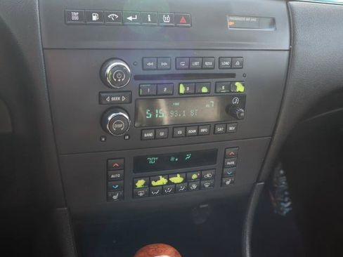 Used 2005 Buick LaCrosse CXL w/ Gold Convenience Package FWD image 21