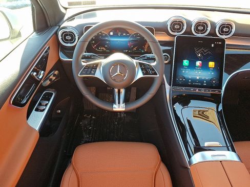 New 2026 Mercedes-Benz GLC 300 4MATIC image 9