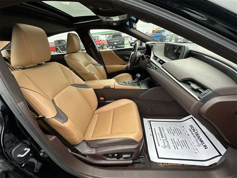 Used 2020 Lexus ES 350 w/ Premium Package image 24