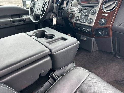 Used 2016 Ford F350 Lariat w/ Lariat Ultimate Package AWD/4WD image 15
