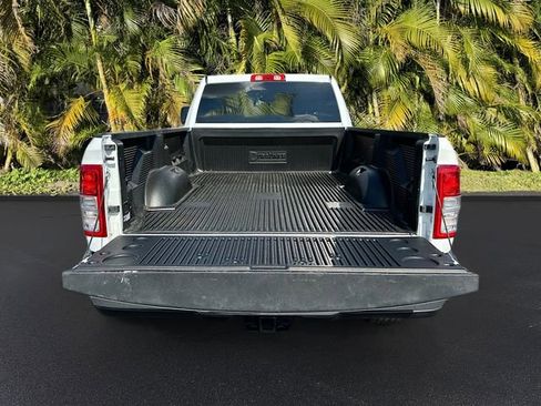 Used 2024 RAM 3500 Big Horn image 24