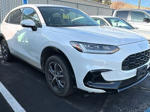 Certified 2024 Honda HR-V EX-L image 1