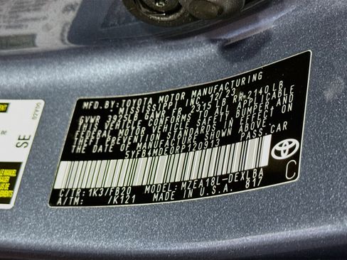 Used 2024 Toyota Corolla LE w/ LE Convenience Package FWD image 40