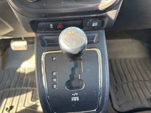 Used 2015 Jeep Patriot Sport image 17