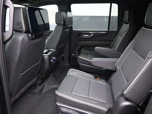 New 2026 GMC Yukon XL Elevation w/ Elevation Premium Package image 11