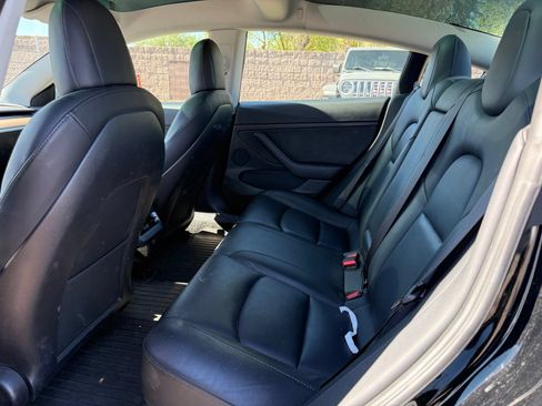 Used 2023 Tesla Model 3 Standard Range RWD image 10