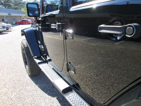 Used 2011 Jeep Wrangler Unlimited Sahara w/ Trailer Tow Group image 16