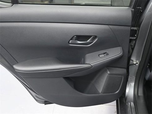 Used 2025 Nissan Sentra S image 19