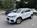 Used 2020 Chevrolet Trax LT w/ LT Convenience Package image 2