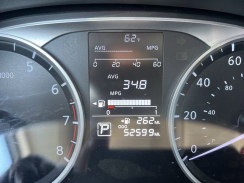 Used 2024 Nissan Kicks S image 10