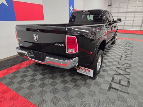 Used 2018 RAM 3500 Laramie w/ Convenience Group image 20