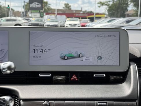 Used 2024 Hyundai Ioniq 5 SEL AWD/4WD image 25