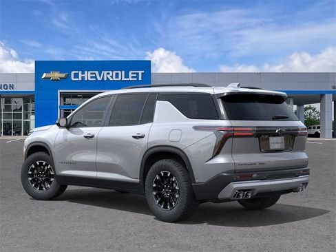 New 2026 Chevrolet Traverse Z71 w/ Driver Confidence Package image 3