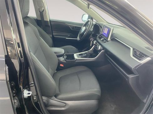 Used 2024 Toyota RAV4 LE image 15