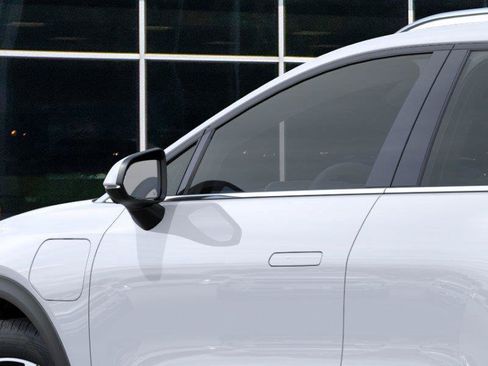 New 2026 Chevrolet Equinox EV LT FWD image 12