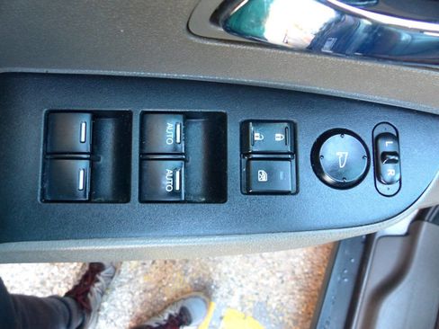 Used 2016 Honda Odyssey EX-L image 25