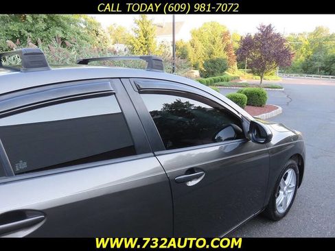 Used 2010 MAZDA MAZDA3 i Touring image 29