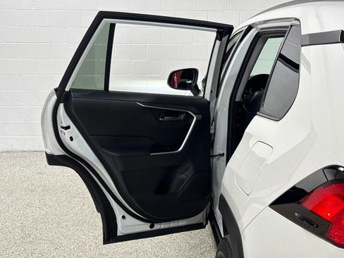 Used 2021 Toyota RAV4 XLE Premium AWD/4WD image 64