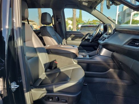 Used 2021 Chevrolet Tahoe LT image 18