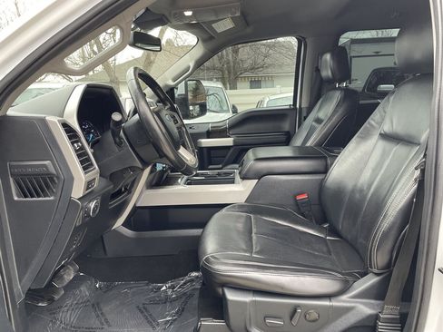 Used 2020 Ford F250 Lariat w/ Lariat Value Package AWD/4WD image 35