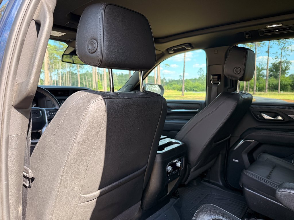 Used 2023 GMC Yukon Denali w/ LPO, Floor Liner Package AWD/4WD image 25