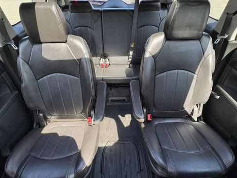 Used 2017 Buick Enclave Leather image 32