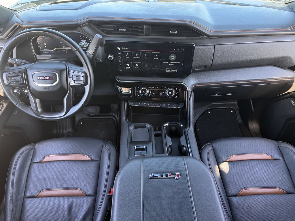 Used 2025 GMC Sierra 2500 AT4 w/ AT4 Premium Plus Package AWD/4WD image 11