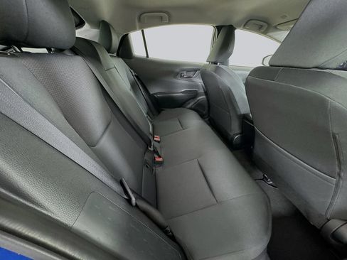 Used 2025 Toyota Prius LE FWD image 31