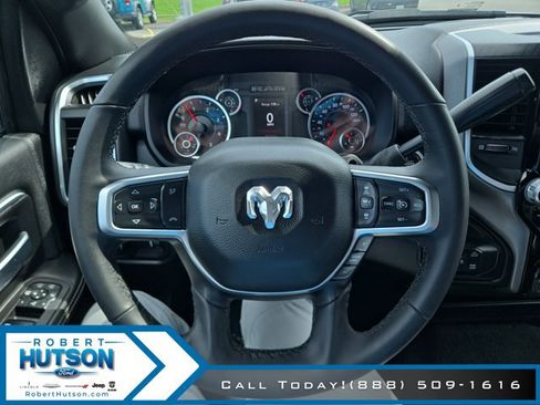 Used 2025 RAM 2500 Big Horn AWD/4WD image 12