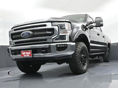 Certified 2021 Ford F250 Lariat w/ Tremor Off-Road Package AWD/4WD image 35