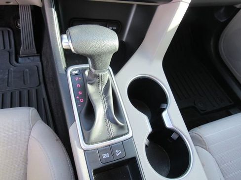 Used 2020 Kia Sportage LX w/ LX Popular Package image 24