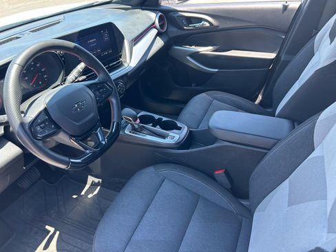 Certified 2024 Chevrolet Trax RS w/ Driver Confidence Package FWD image 26