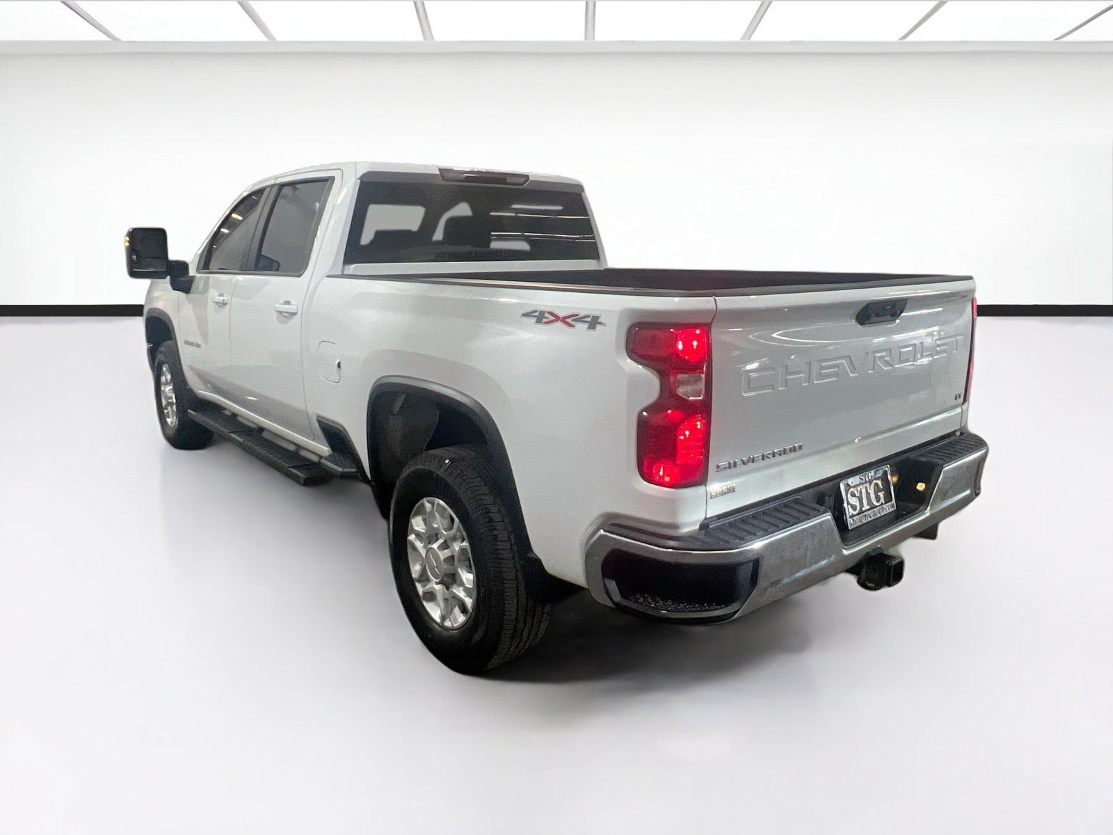 Used 2021 Chevrolet Silverado 2500 LT w/ Fleet Comfort Package AWD/4WD image 6