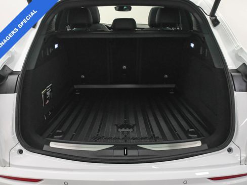 Used 2024 Maserati Grecale GT image 7