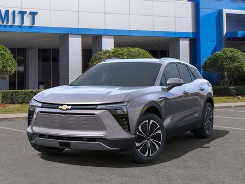 New 2025 Chevrolet Blazer EV LT image 6