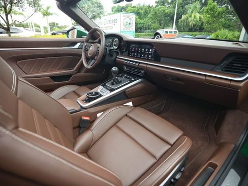 Used 2024 Porsche 911 Targa 4S AWD/4WD image 41