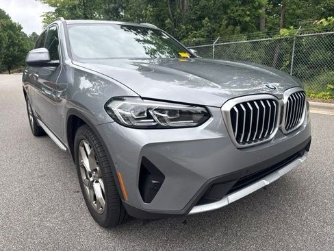 Used 2024 BMW X3 xDrive30i w/ Premium Package AWD/4WD image 3
