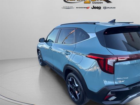 Used 2024 Kia Seltos EX image 5