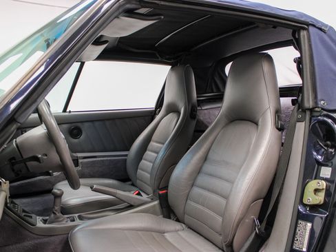 Used 1992 Porsche 911 America Roadster image 34