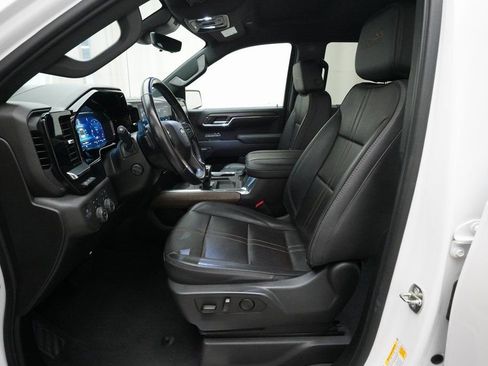 Certified 2023 Chevrolet Silverado 1500 High Country w/ Technology Package image 7