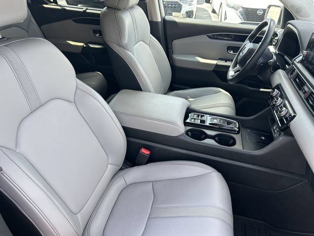 Used 2023 Honda Pilot EX-L image 37