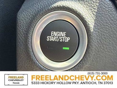 Used 2019 Buick Envision Essence FWD image 32