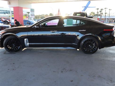 Used 2018 Kia Stinger image 10