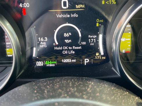 Used 2023 Jeep Wrangler Unlimited Rubicon 4xe image 32