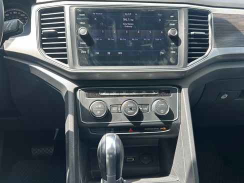 Used 2019 Volkswagen Atlas SE AWD/4WD image 38
