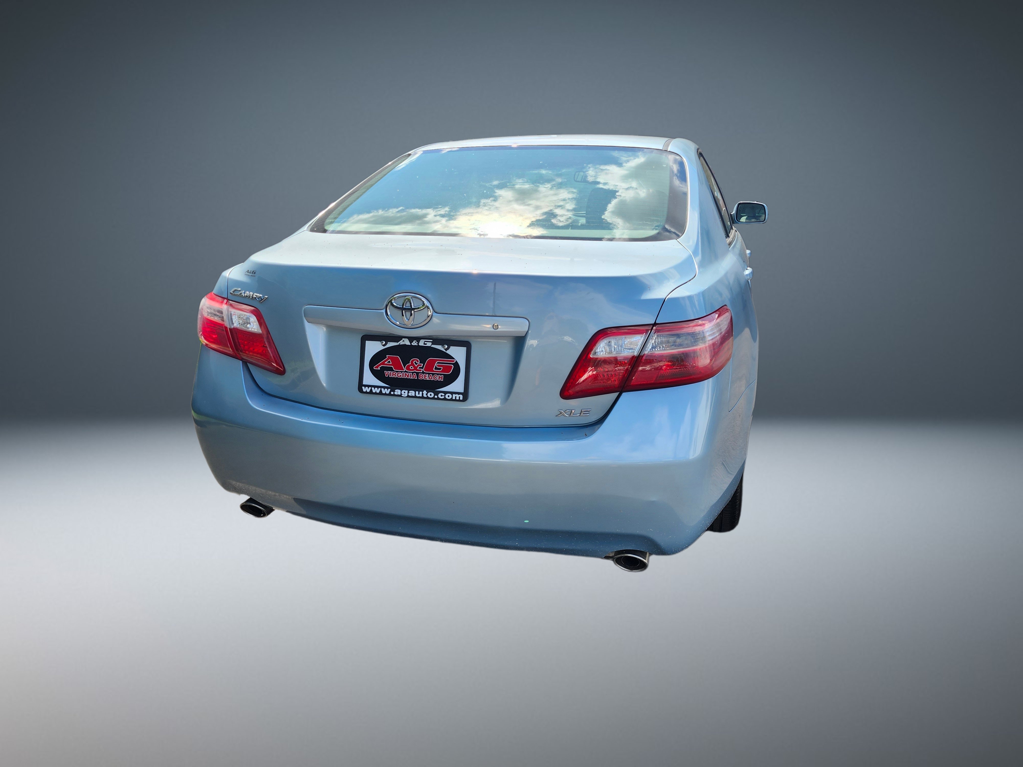 Used 2007 Toyota Camry XLE FWD image 3