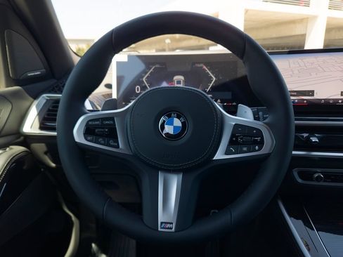 New 2026 BMW X5 xDrive40i w/ M Sport Package AWD/4WD image 16